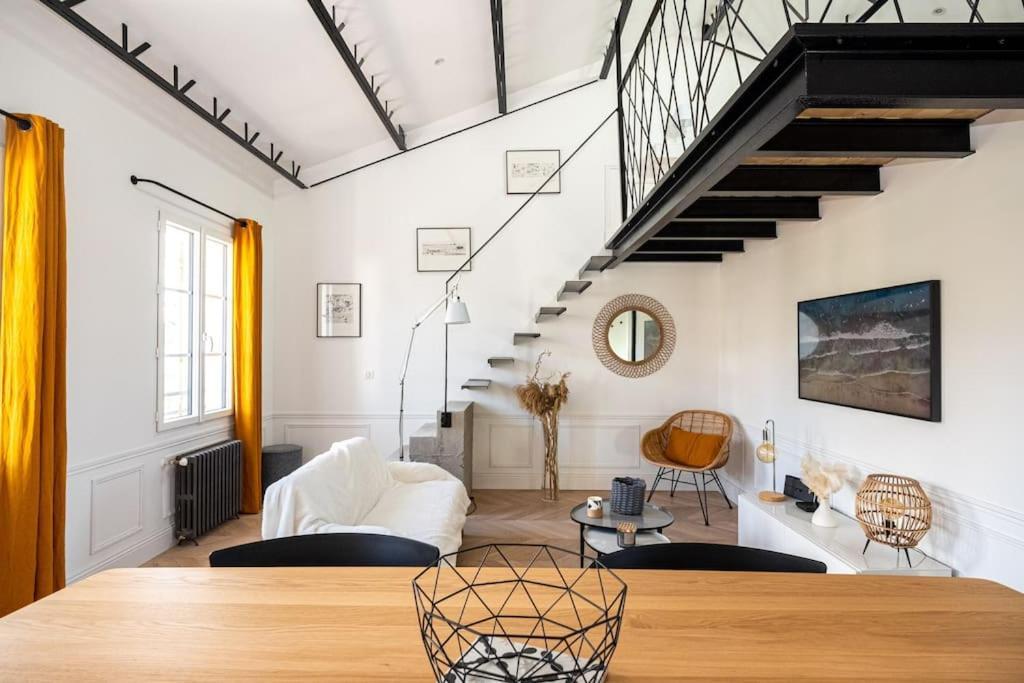 Superbe Appartement Facon Loft A 2 Pas Du Centre ! La Rochelle  Zewnętrze zdjęcie