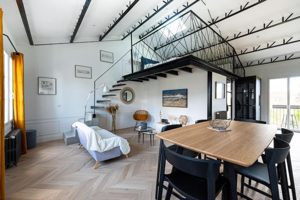 Superbe Appartement Facon Loft A 2 Pas Du Centre ! La Rochelle  Zewnętrze zdjęcie